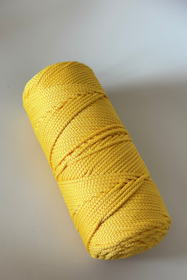 Polyester Makrome