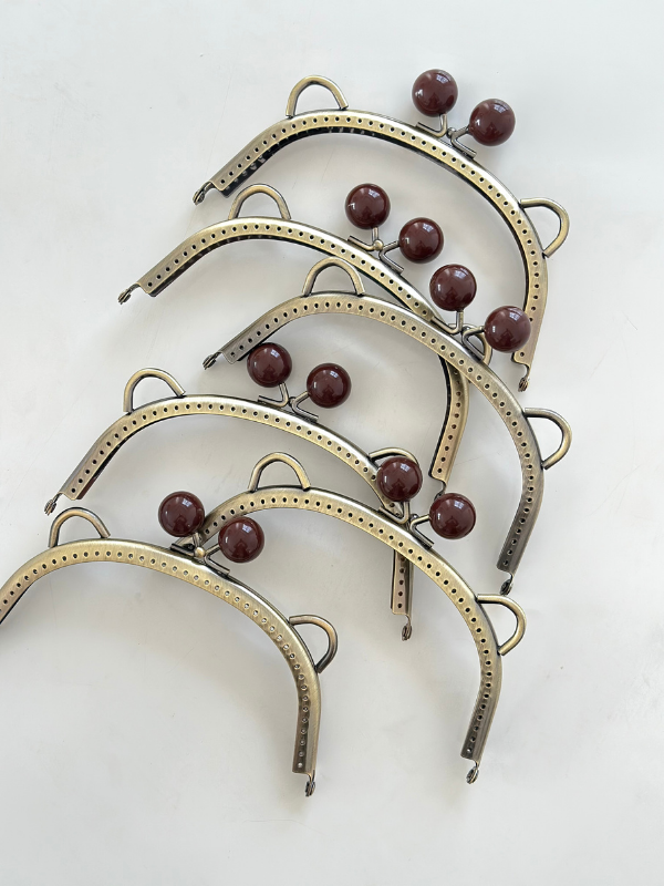 Topuzlu Çanta Bursu