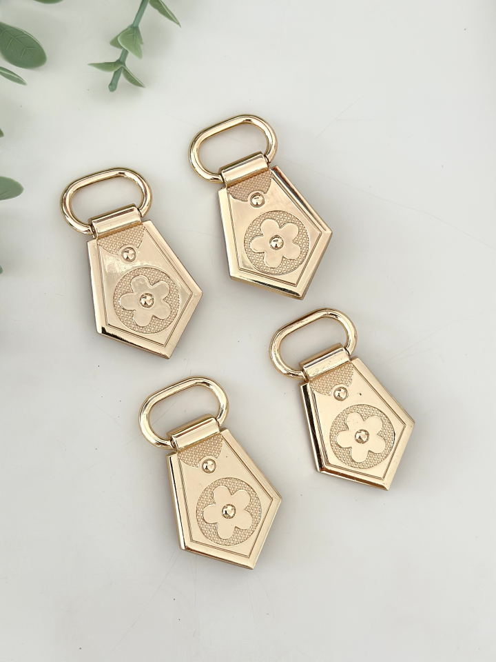 Ayaklı Çanta Köprüsü